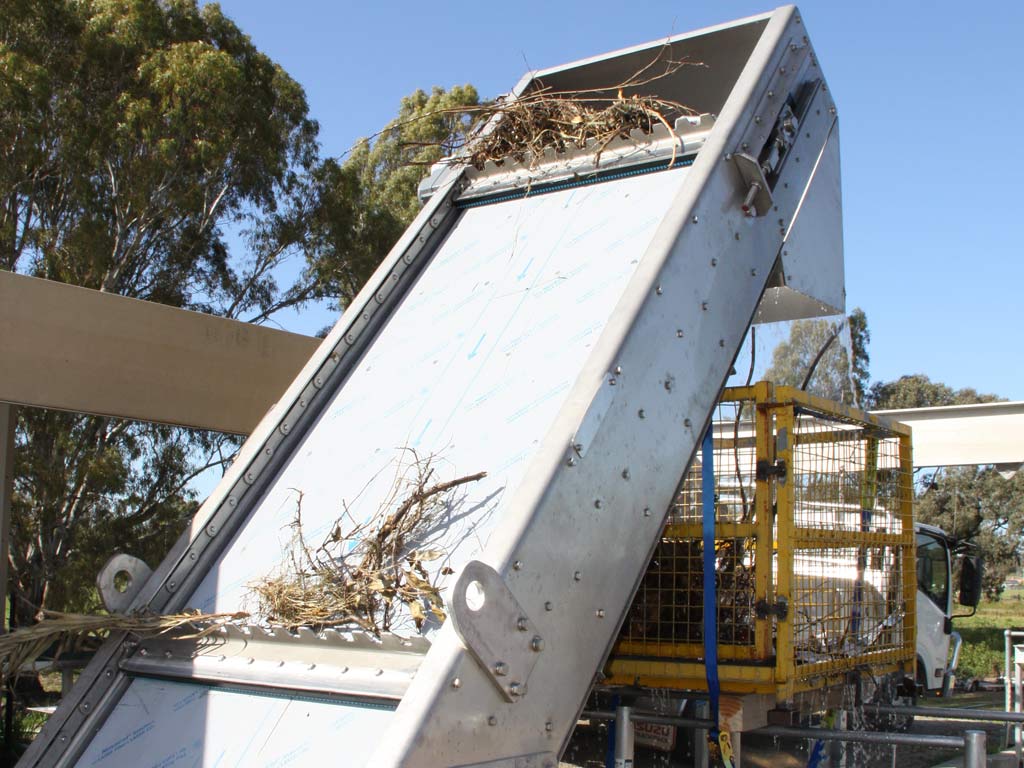 Trash Screens Testing AWMA Flowlab