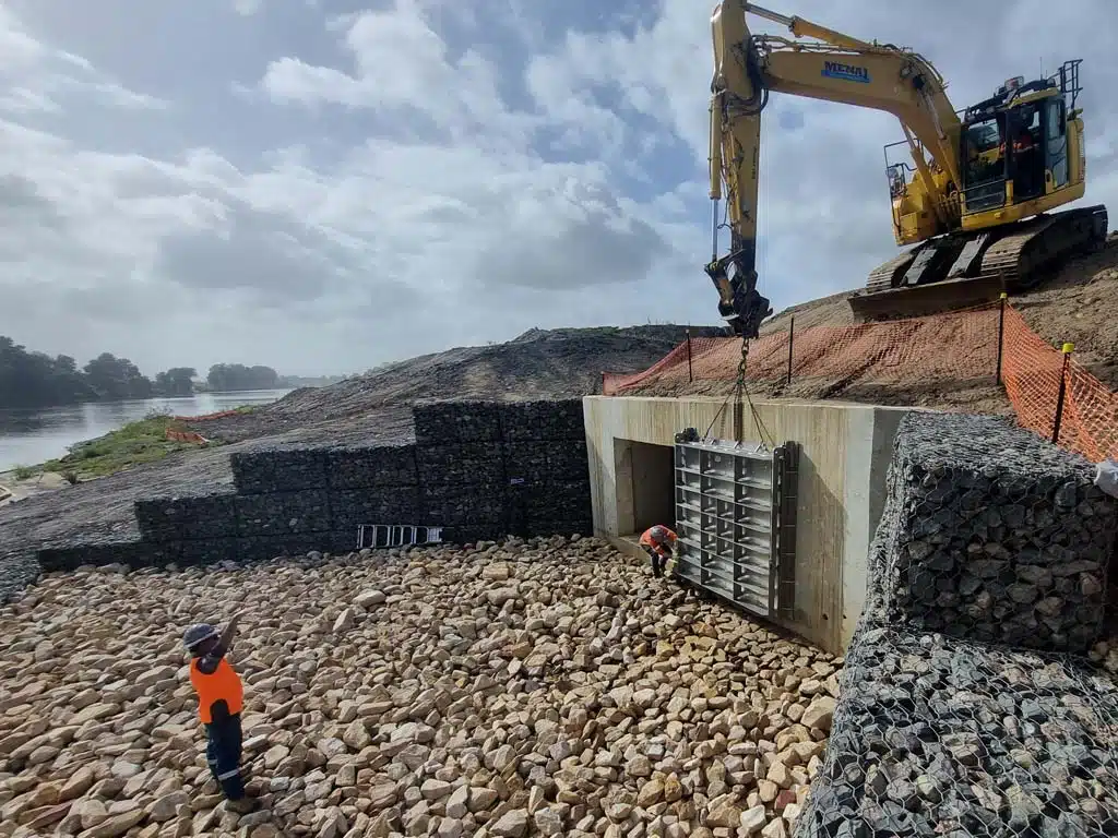 awma-flap-gate-large-backflow-6tn