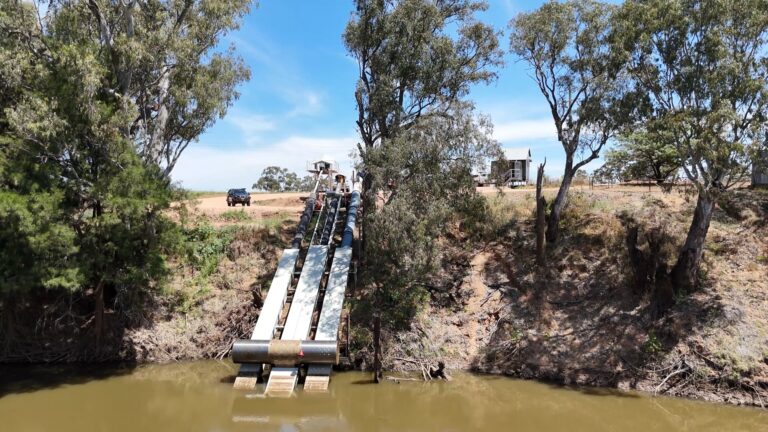 Self-cleaning Screens for Irrigation Pump Stations